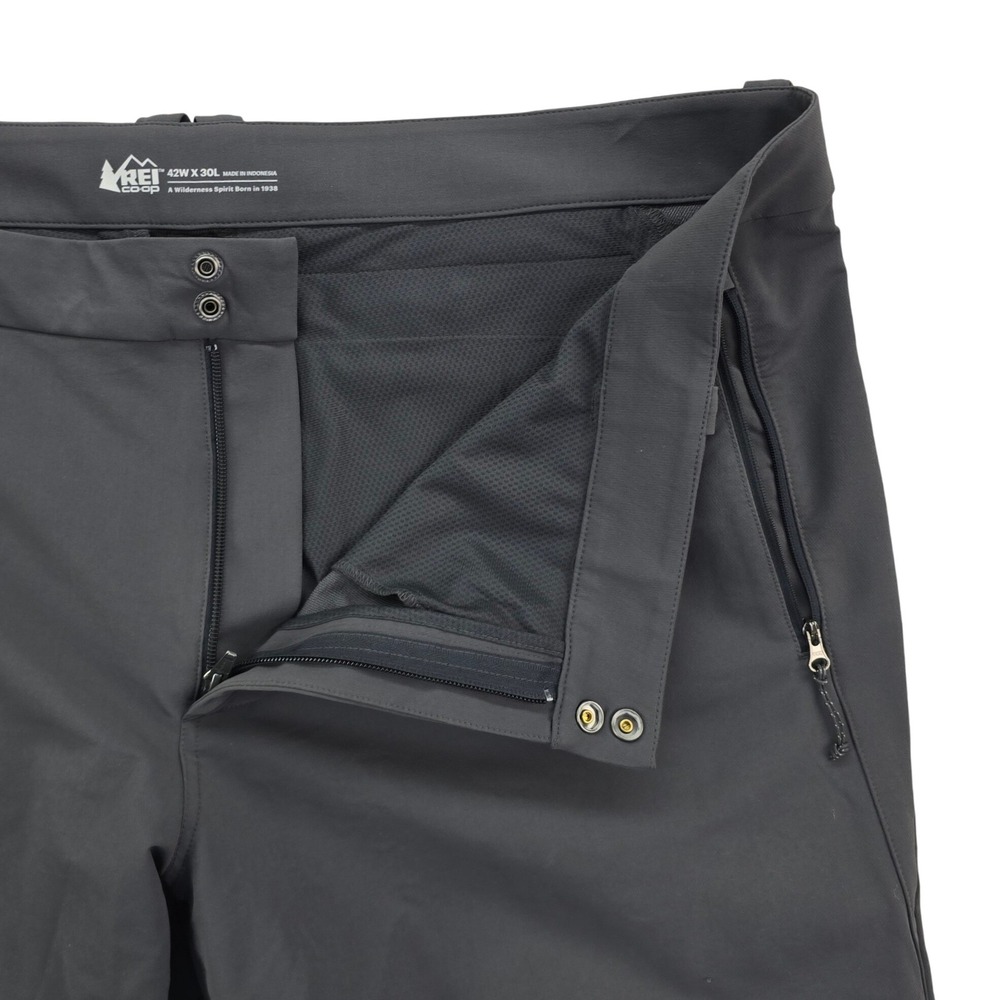 REI Co-op Activator V2 Soft-Shell Pants Mens 42x30‎ Gray Hiking Trekking Stretch - Picture 7 of 9